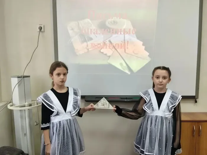 77111925-b081-4a2b-baca-9ee2ee89a306