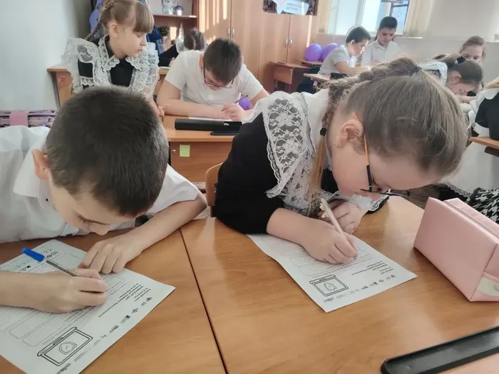 352ec18b-47ef-4142-9547-b60ad407dfb4