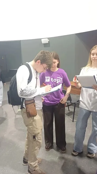 5fec9a06-5fb1-401a-b6f8-82909c02f828