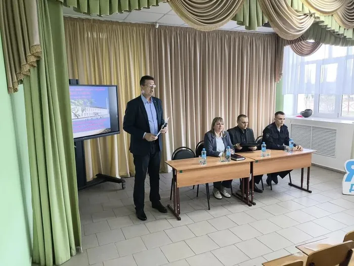 0b19b247-3fdb-4241-97ff-271a900cf6bb