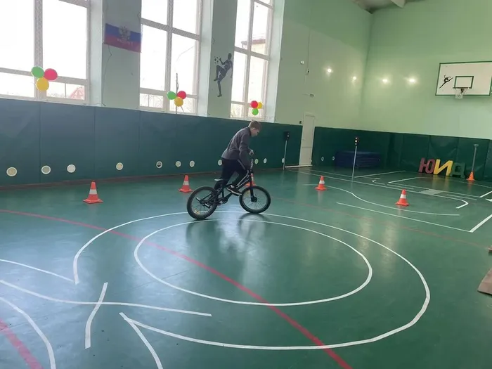 2bdffdbb-046e-4b14-a084-746408887372